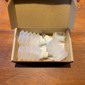 NWT Pampered Chef The Decorator Bottle Set #1585